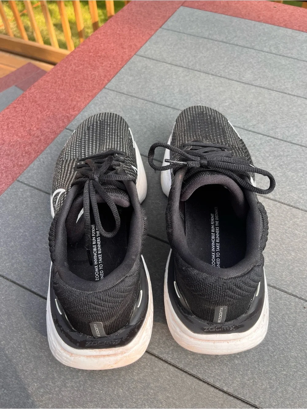 Nike Men’s Black Zoomx Invincible Run 2 Sneakers